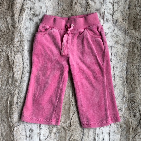 Kenneth Cole Reaction Velour Tracksuit - Picture 2 of 8